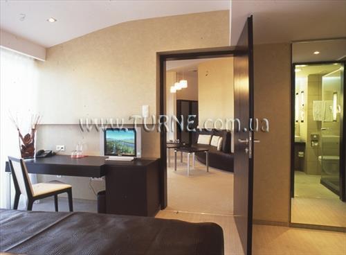 Отель Park Inn Sarvar 4*