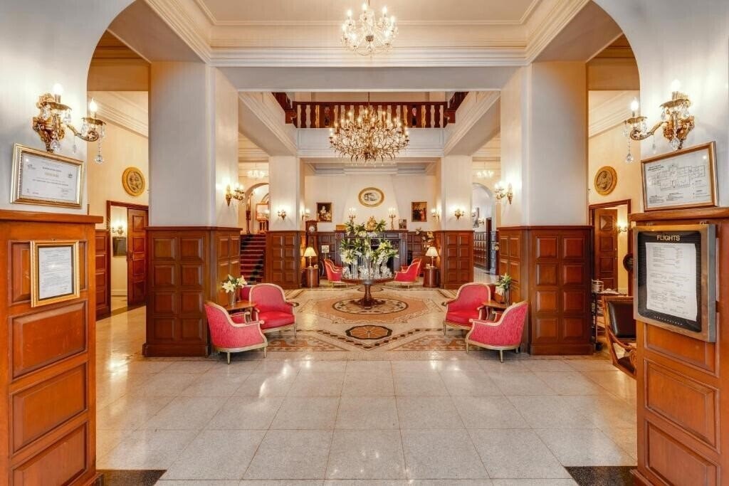 Панорама Dalat Palace Heritage (ex. Langbian Palace Hotel, Sofitel Dalat Palace) 5*