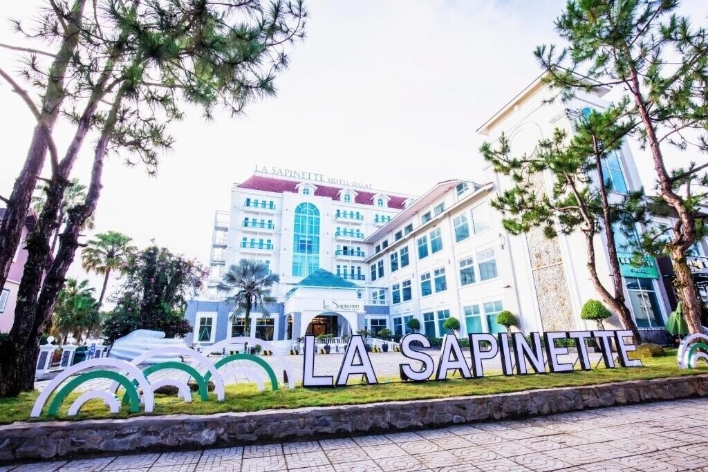 Апартаменты La Sapinette Hotel Dalat 4*