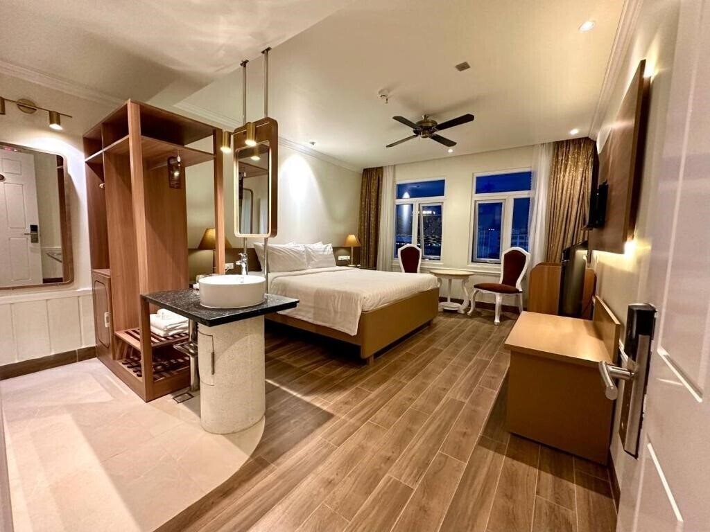 Готель Tulip Hotel 2 2*