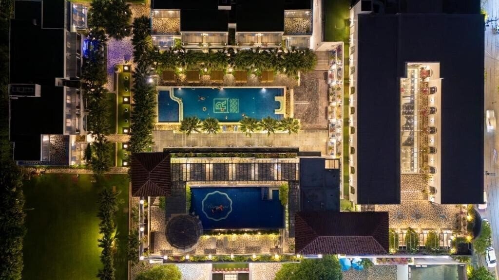 Панорама Risemount Resort Danang 4*