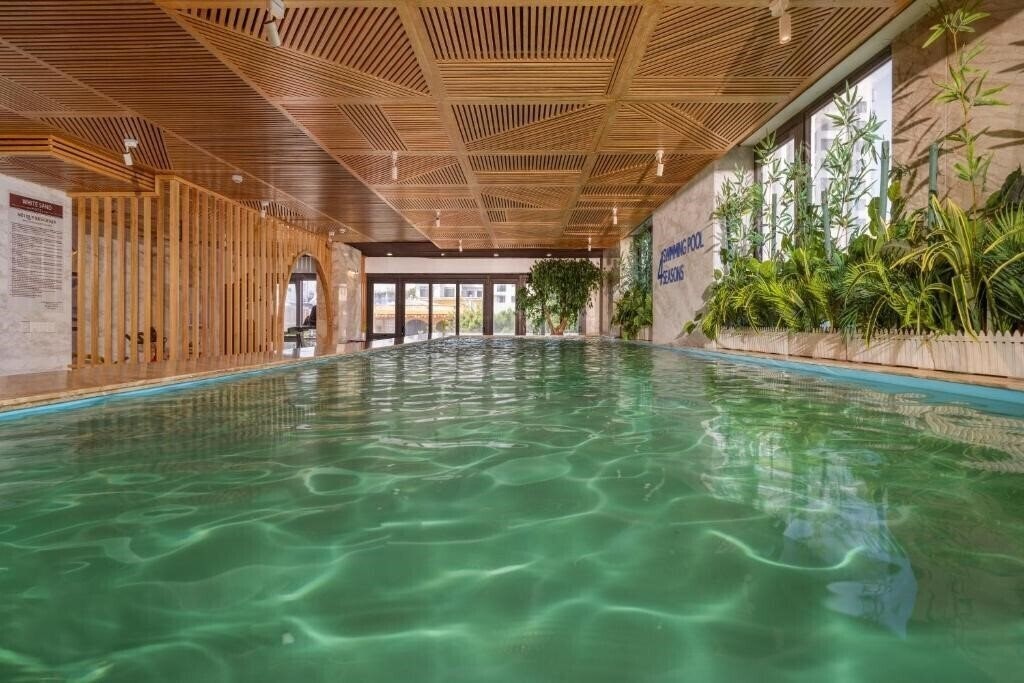 Готель White Sand Boutique Hotel (ex. White Sand Hotel & Apartment) 4*