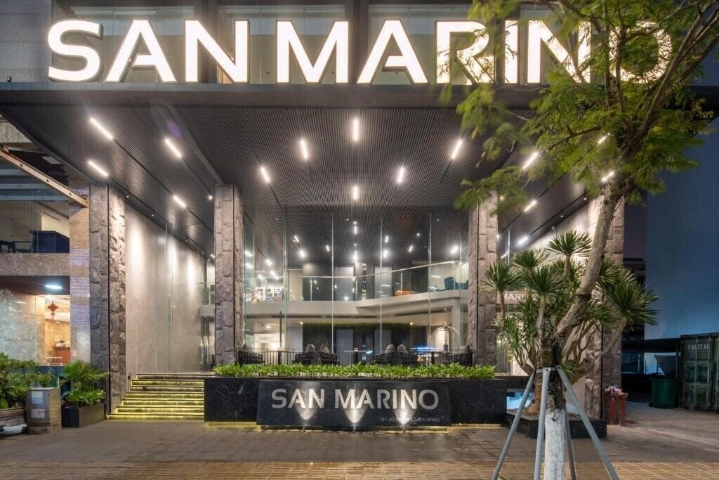 Готель San Marino Boutique Da Nang 4*