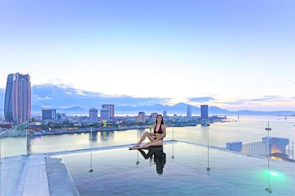 Территория Ibiza Riverfront Danang 4*