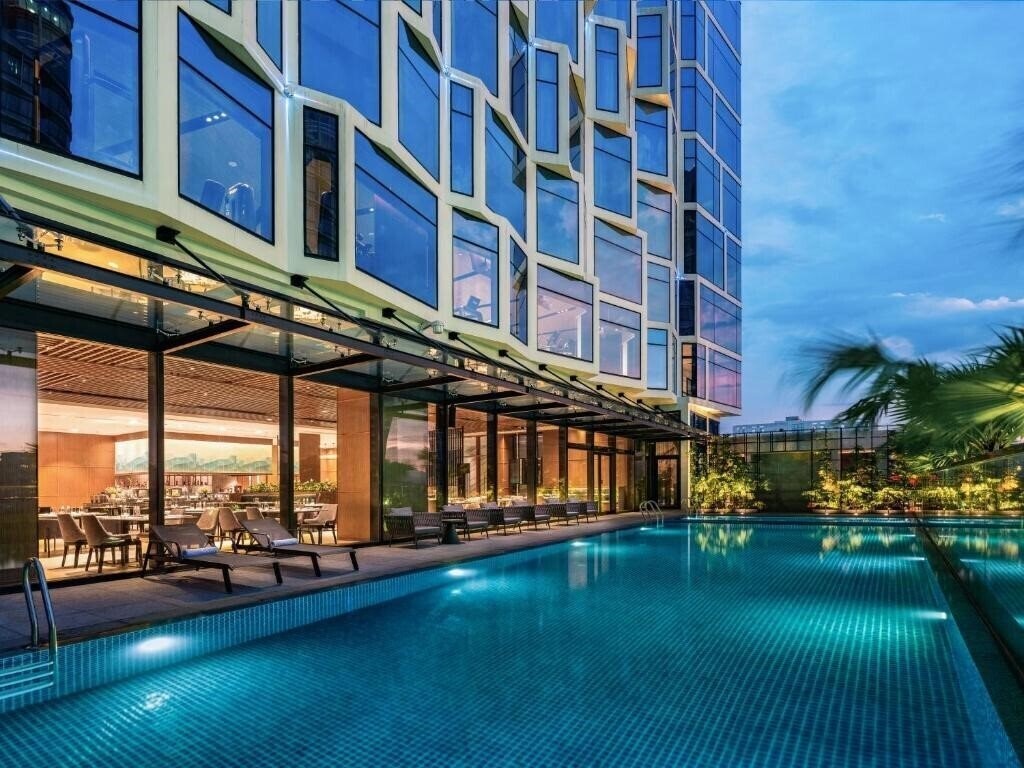 Фотография Crowne Plaza Danang City Centre (ex. Bay Capital Danang) 5*