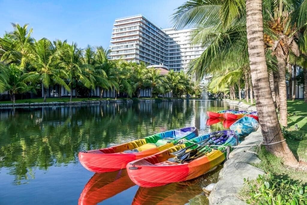 Апартаменти Koi Resort & Residence 5*