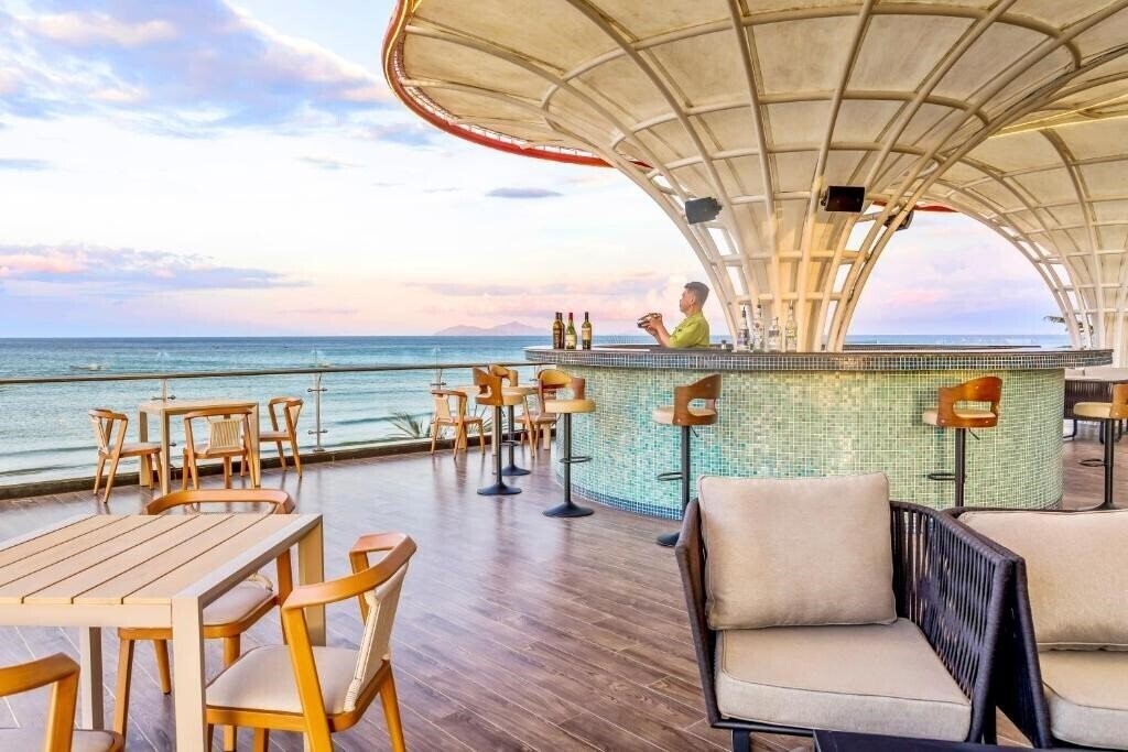 Панорама Koi Resort & Residence 5*