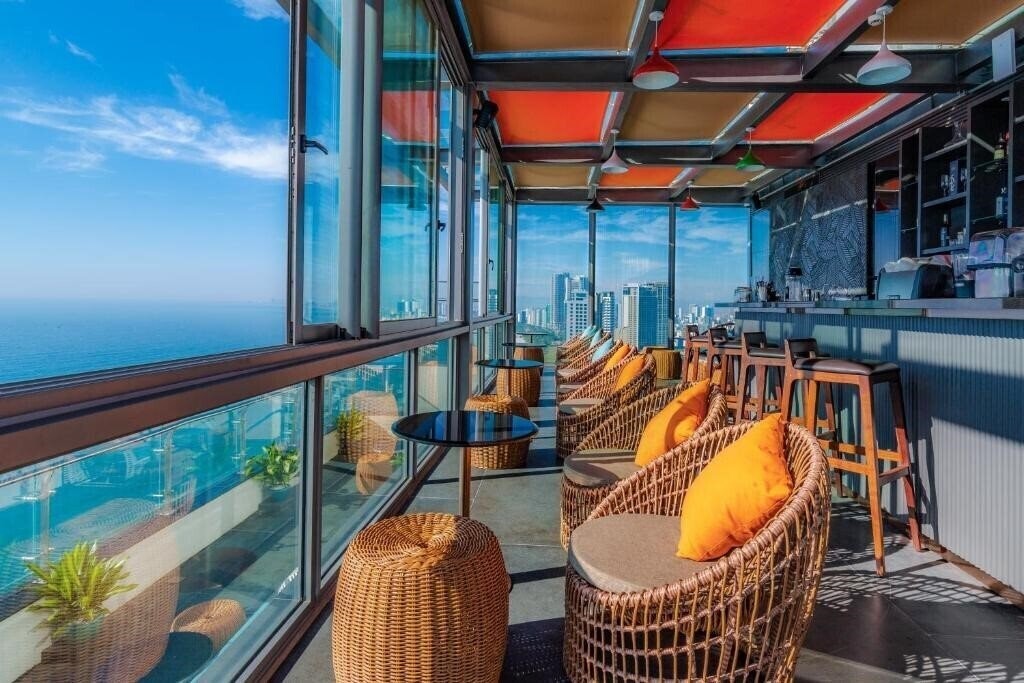 Апартаменти Le Sands Oceanfront Hotel 4*