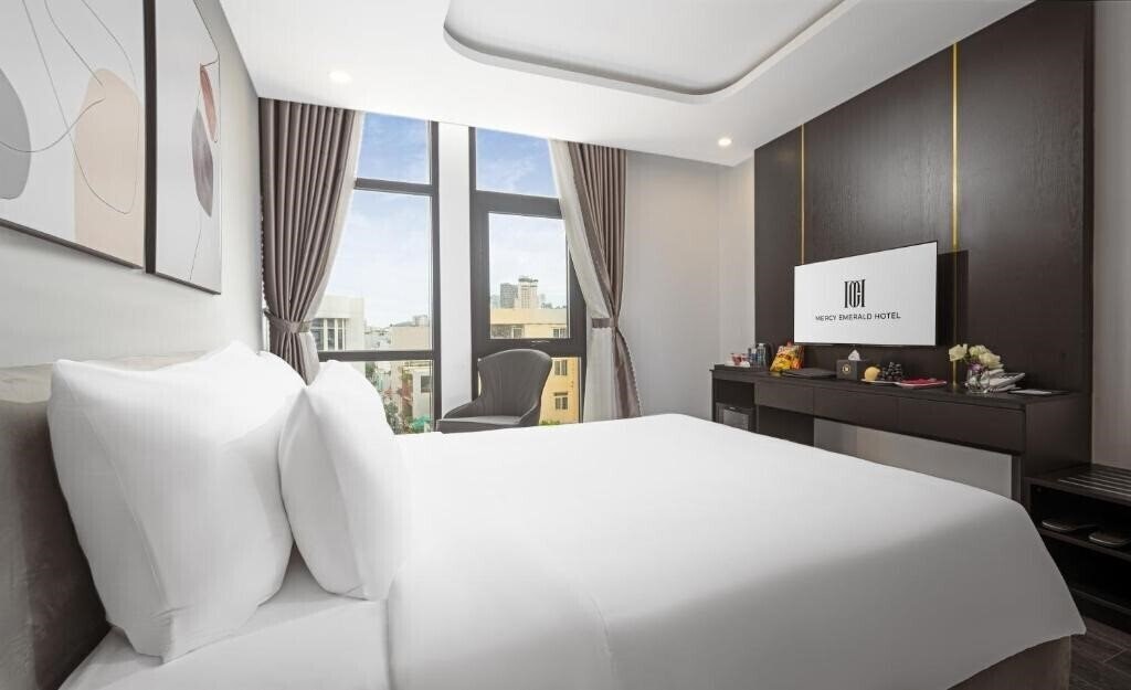 Вид Mercy Emerald Hotel 4*