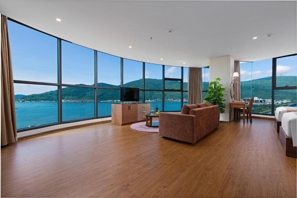 Вид Alan Sea Hotel Danang 5*