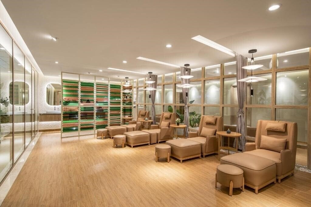 Панорама Phuc Long Luxury Hotel 4*