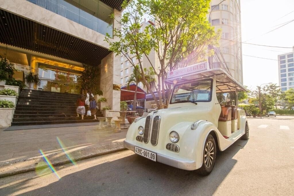 Панорама Terra Boutique Hotel (ex. Helios Boutique Hotel & SPA, Grand Sunrise 2 Hotel) 4*