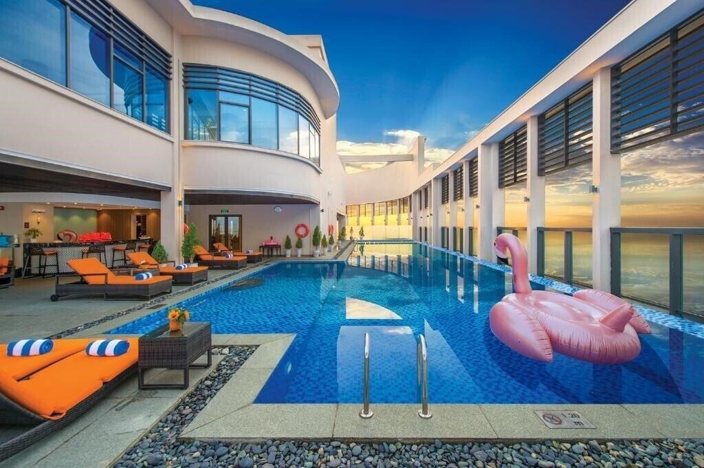 Панорама Altara Suites Da Nang Managed by AHG 4*