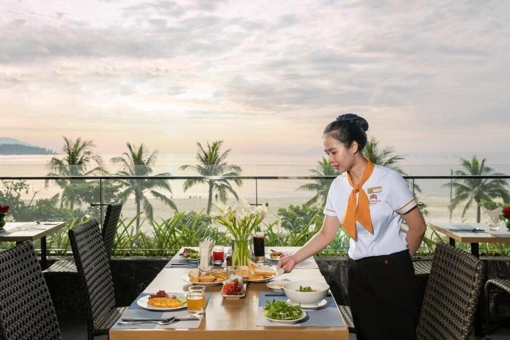 Вид Nguyen Gia Hotel 4*