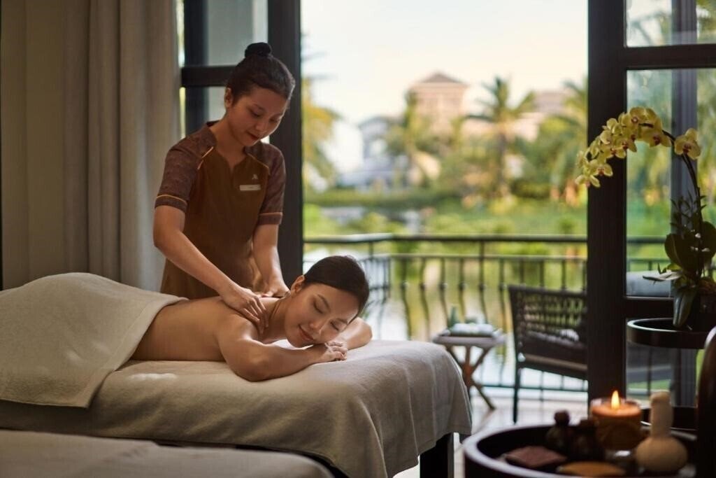 Вид Da Nang Marriott Resort & SPA, Non Nuoc Beach Villas 5*