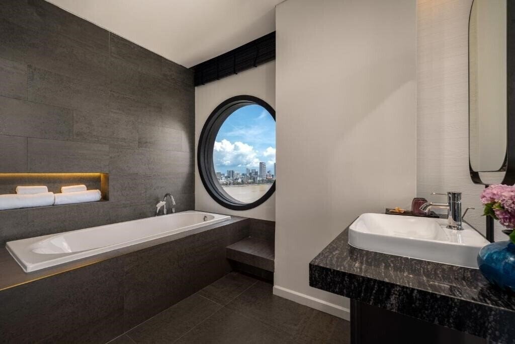 Зображення Caro Premium Danang Hotel 4*