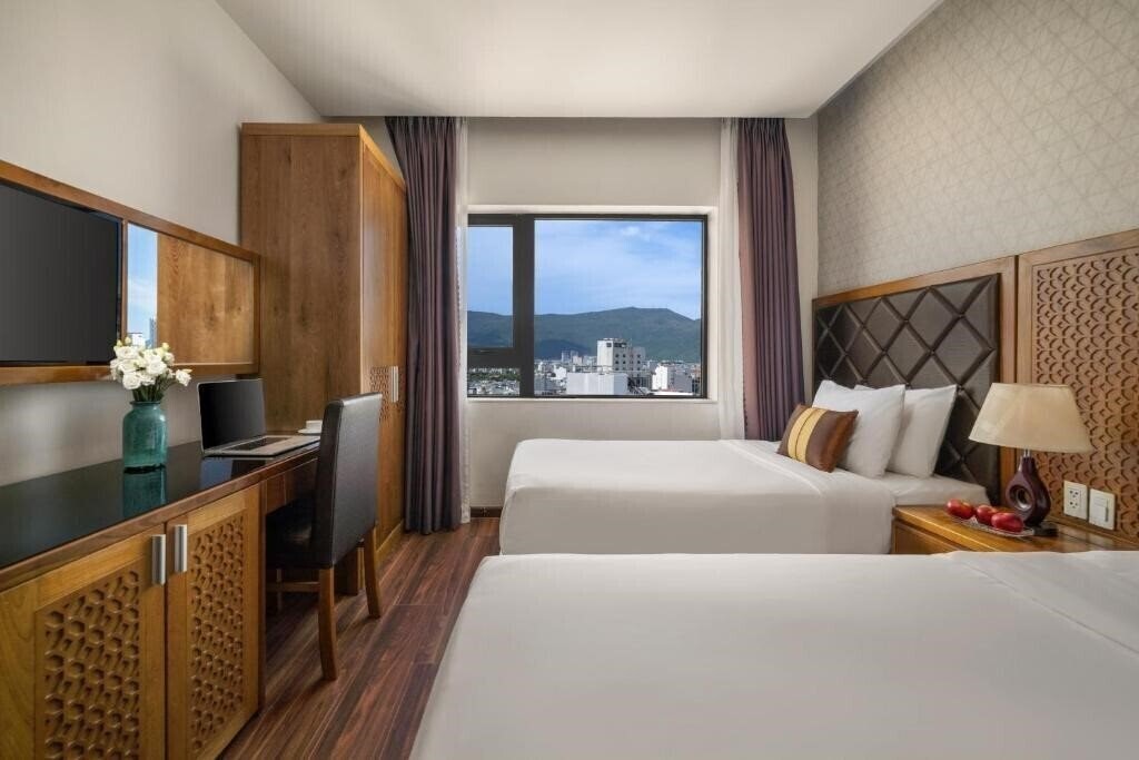 Территория Bliss Luxury Hotel Danang (ex. Bliss Luxury Hotel & SPA Da Nang, Grand Sunrise 3 Hotel) 4*