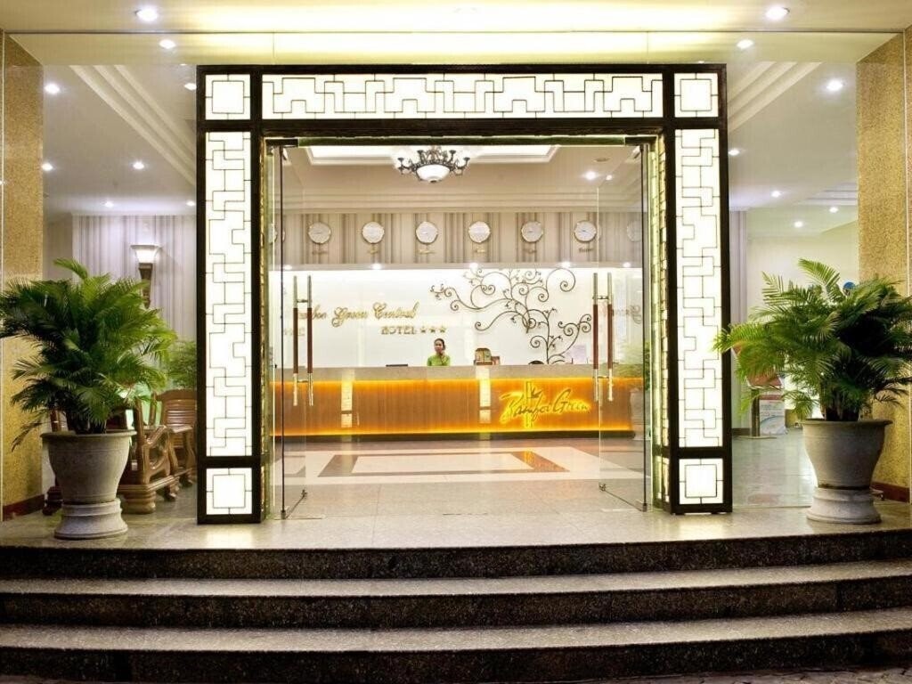 Панорама Bamboo Green Central 3*