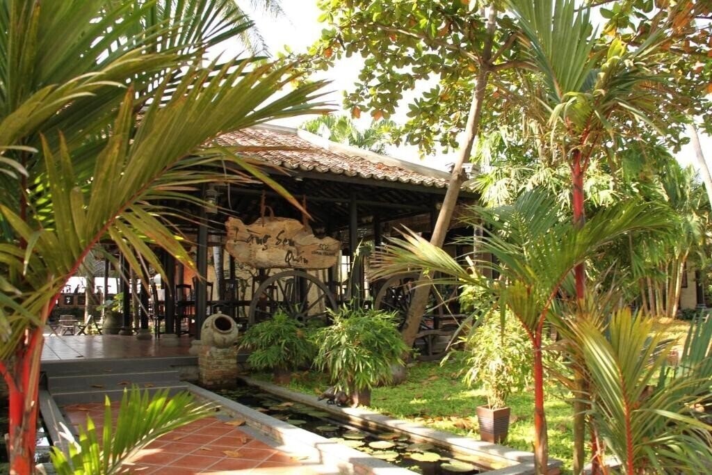 Панорама Lotus Village Resort 4*