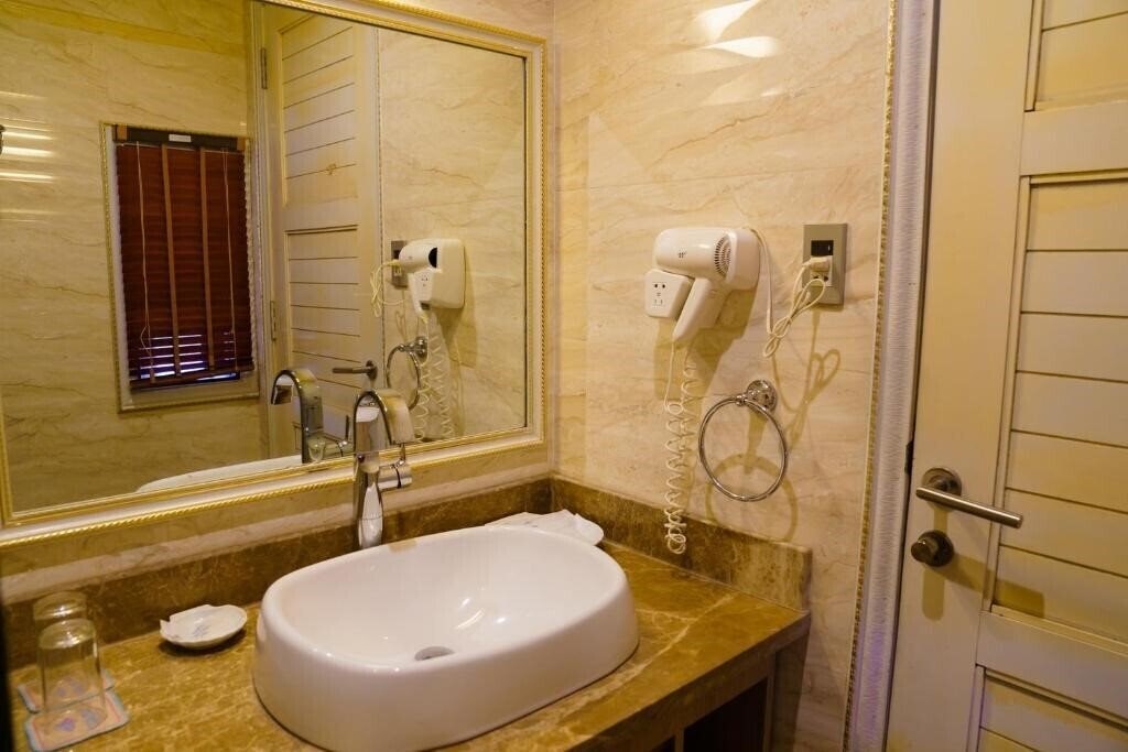 Фотографія Lotus Muine Beach Resort & SPA 4*