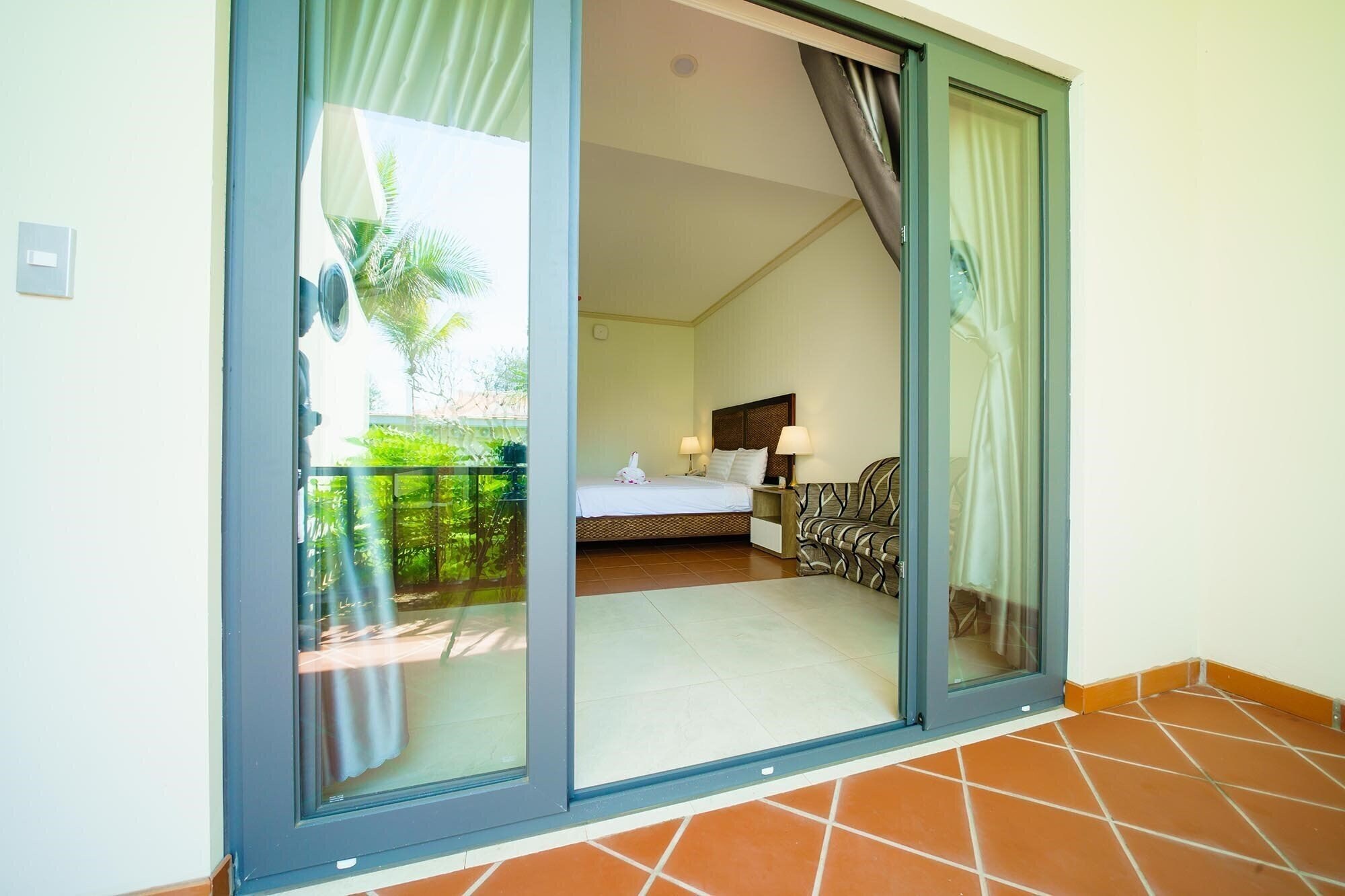 Апартаменты Blooming Lotus Resort 4*