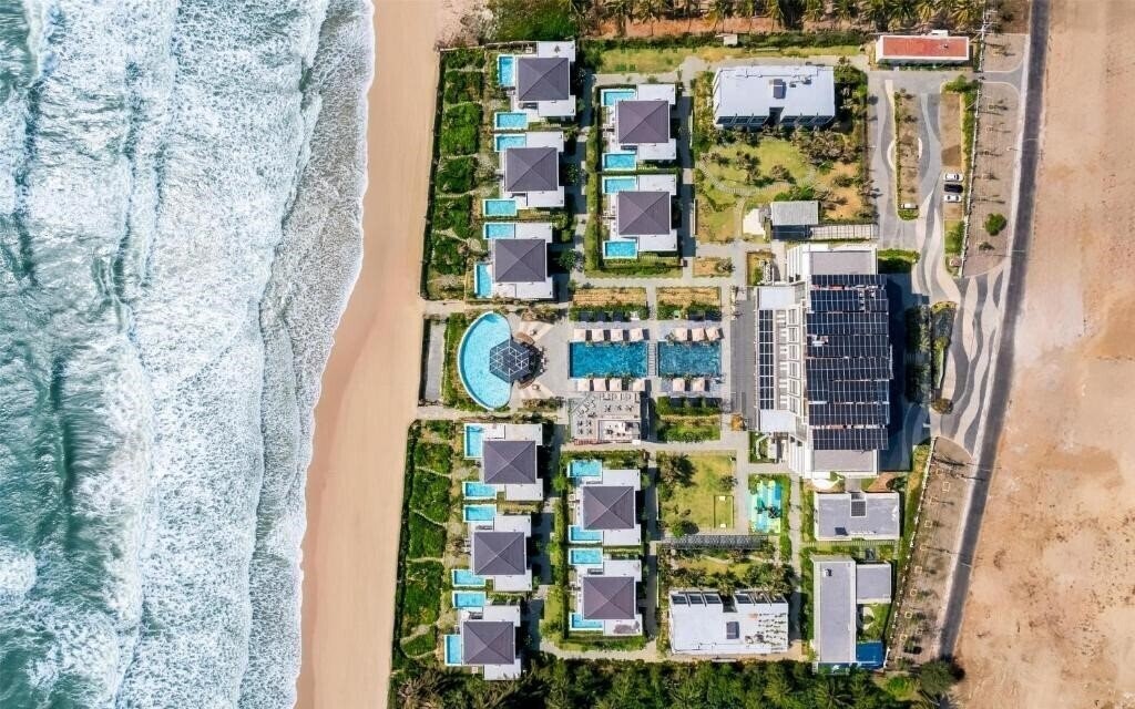 Территория Radisson Resort Mui Ne 4*