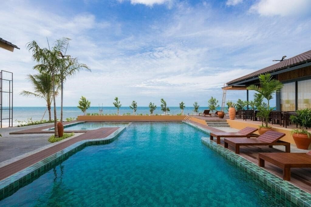 Фото Pandora Beach Mui Ne Retreat 4*