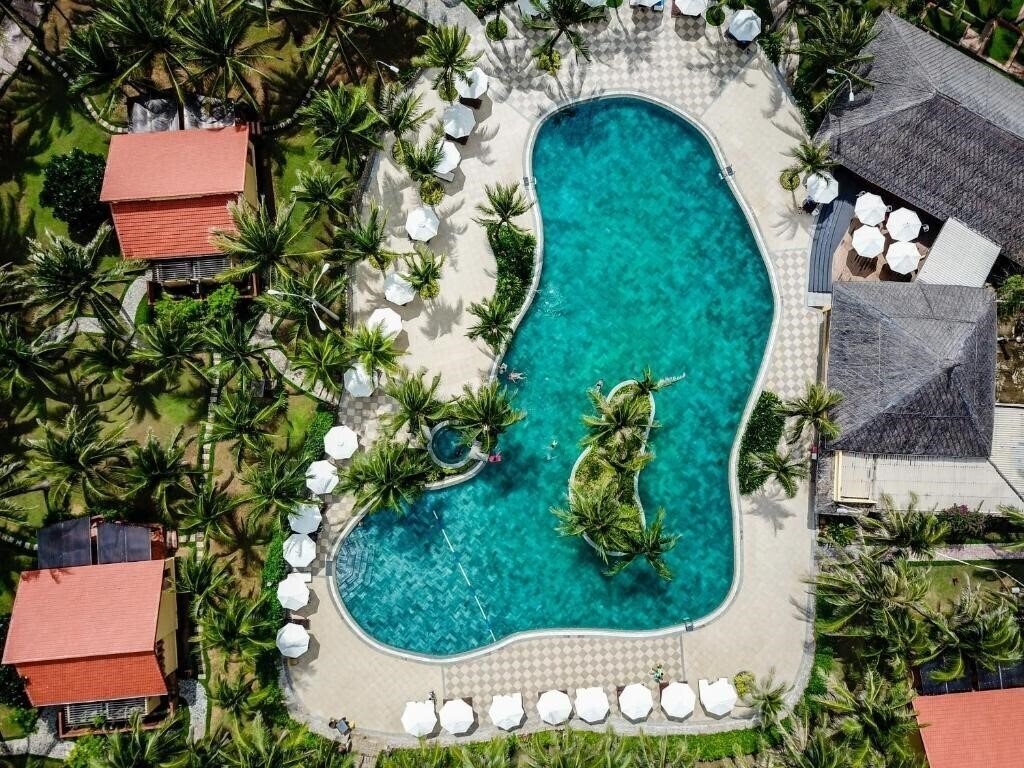Апартаменты Pandanus Resort 4*