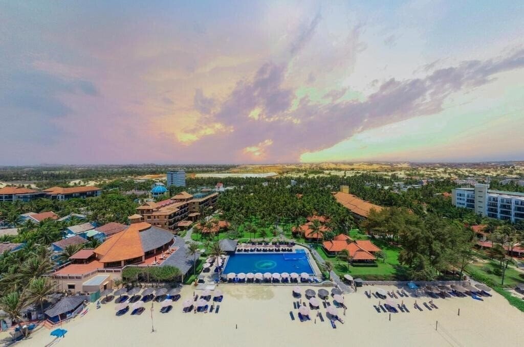 Вид Seahorse Resort & SPA 4*