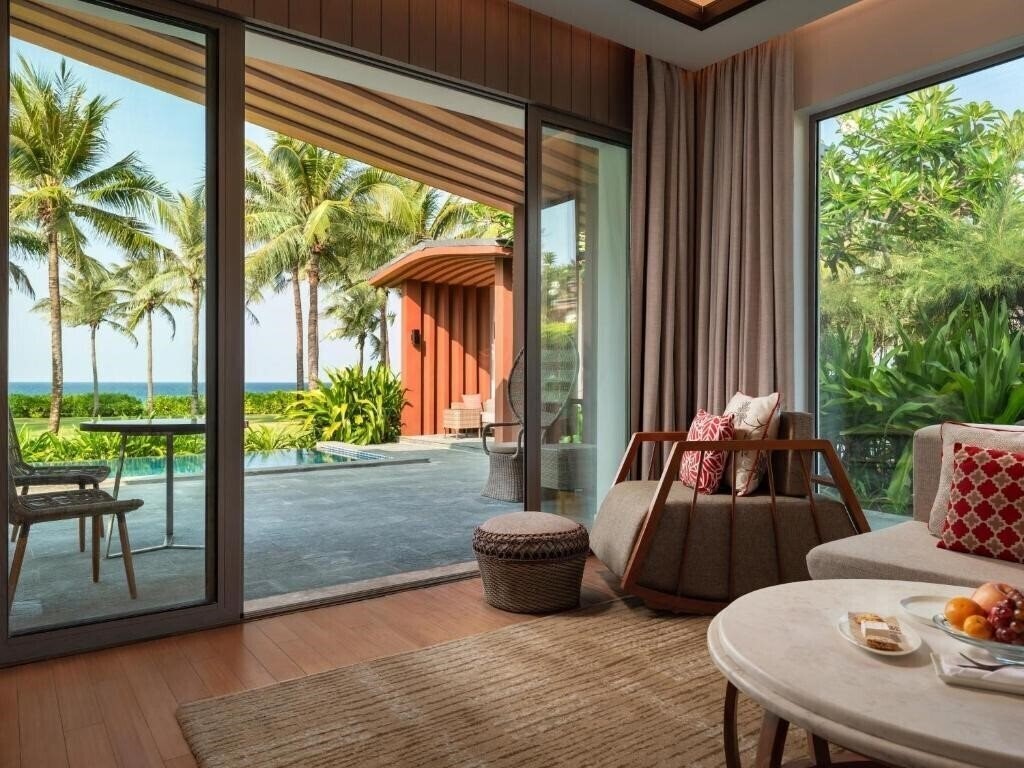Фото Radisson Blu Resort Cam Ranh 5*