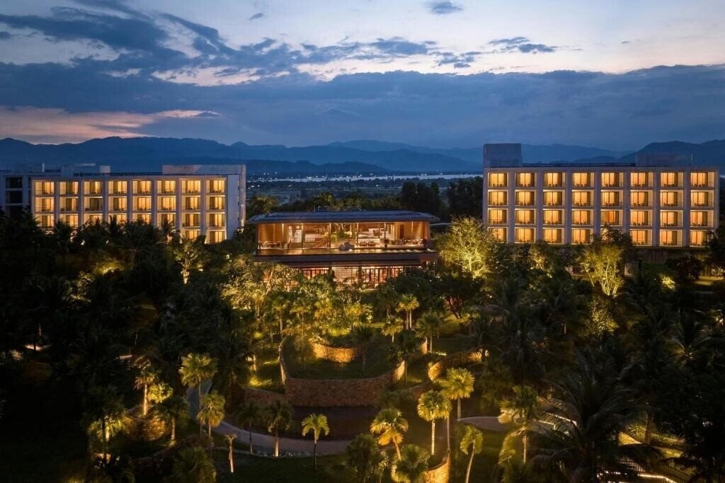 Изображение Jw Marriott Cam Ranh Bay Resort & SPA 5*