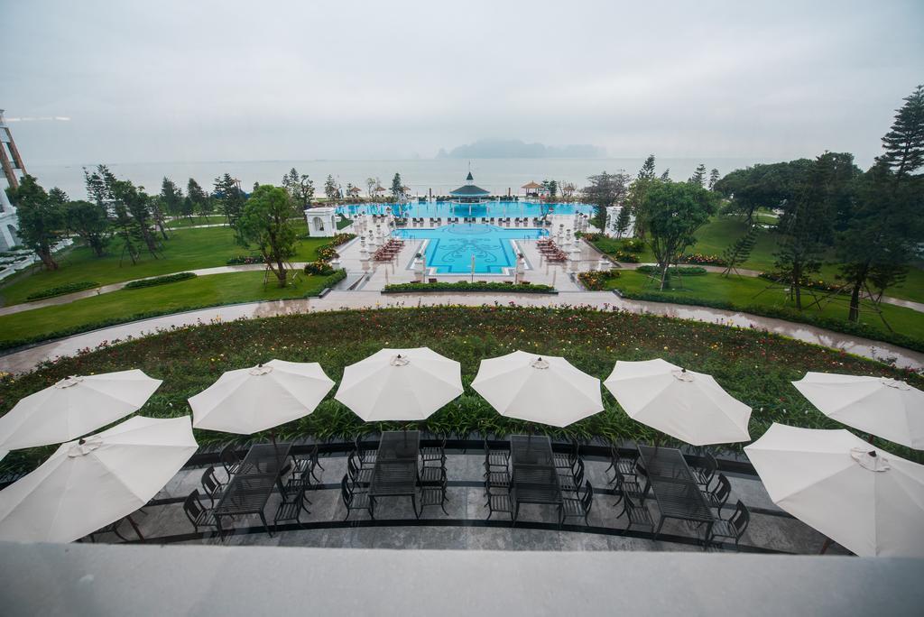 Панорама Vinpearl Resort & SPA Ha Long 5*
