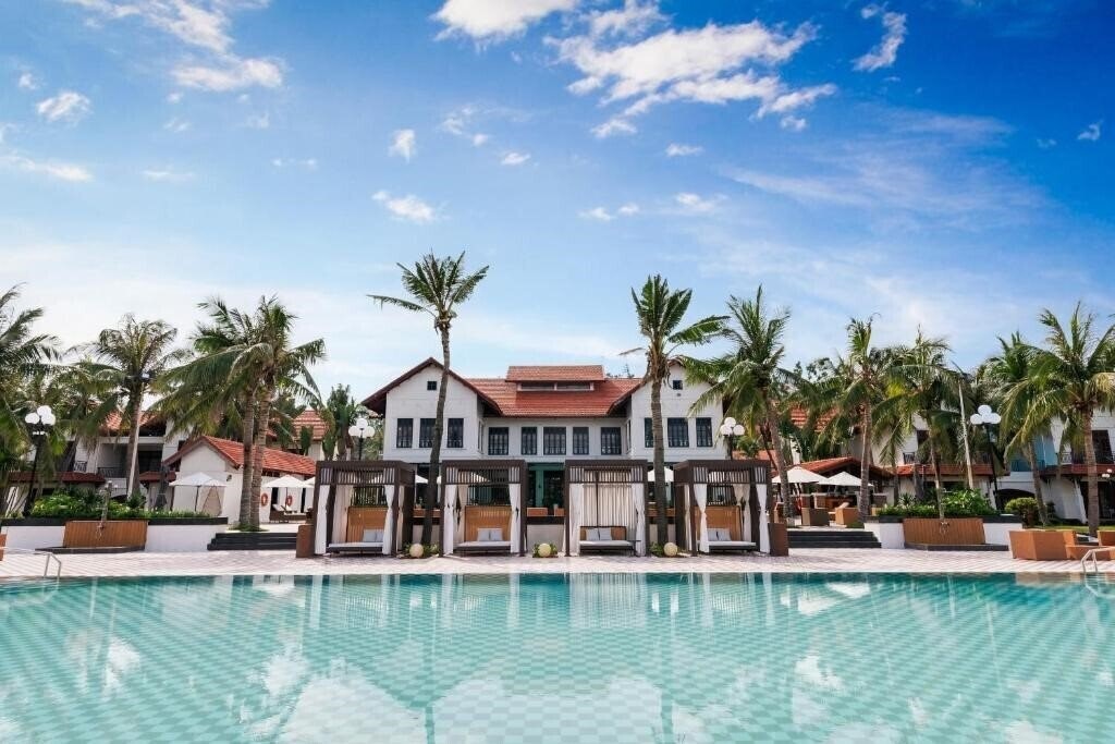 Панорама Tuan Chau Resort 4*