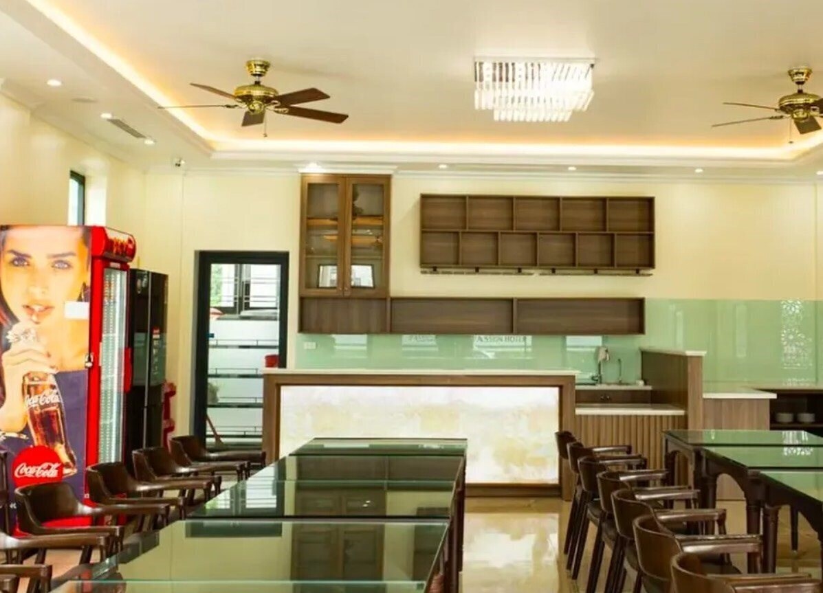 Панорама Ha Long Essence Classic Hotel (ex. Essence Classic Hotel) 3*