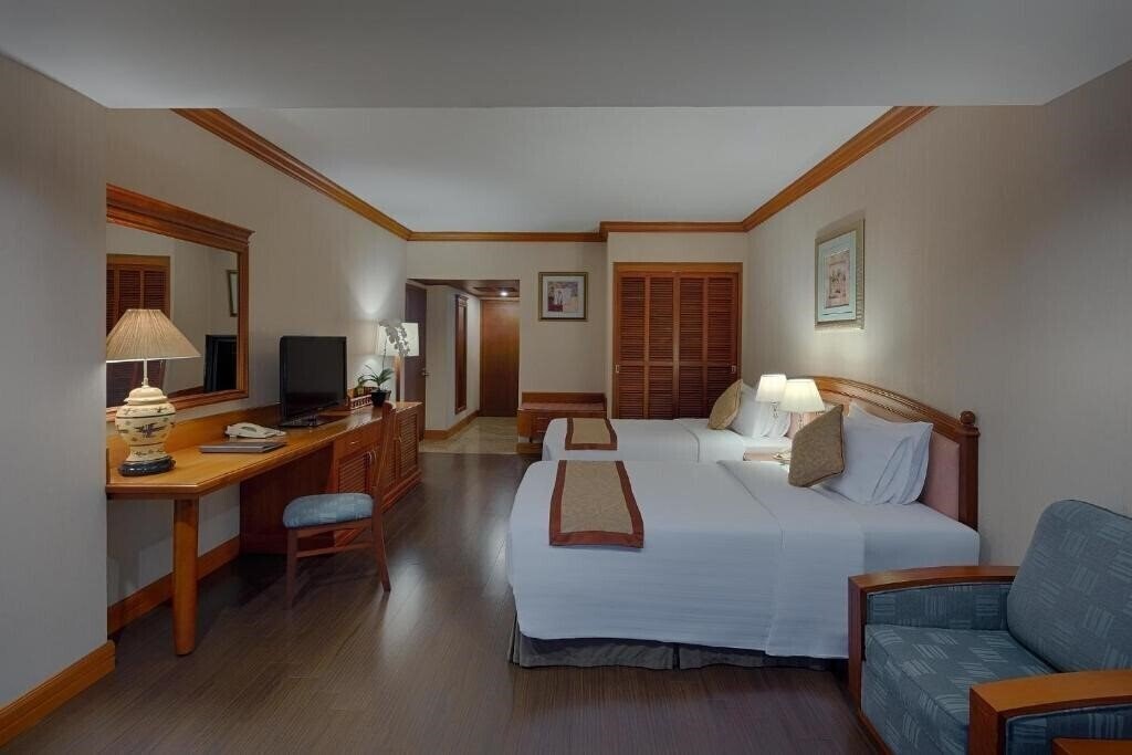 Апартаменти Halong Plaza 4*