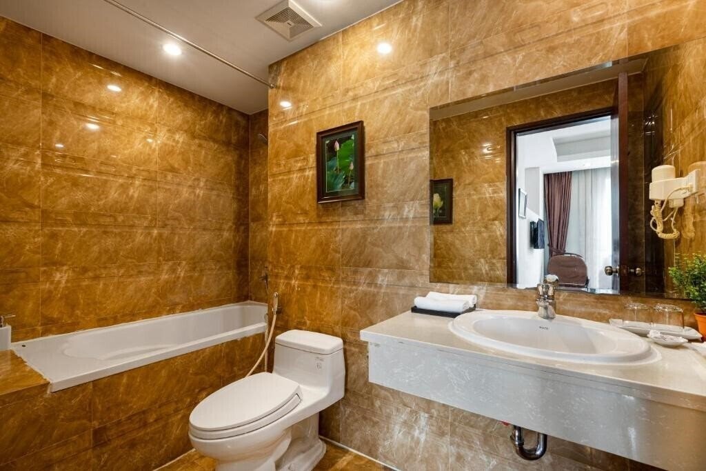 Вид First Eden 2*