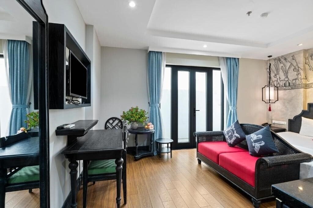 Вид Hanoi Indochine Premium Hotel (ex. Hanoi Hibiscus Hotel, 22Land Premium Hotel, 22Land Residence Hotel & SPA 52 Ngo Huyen) 4*