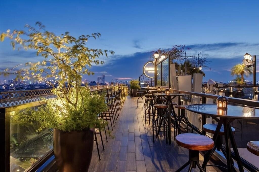 Готель Essence Hotel 3*