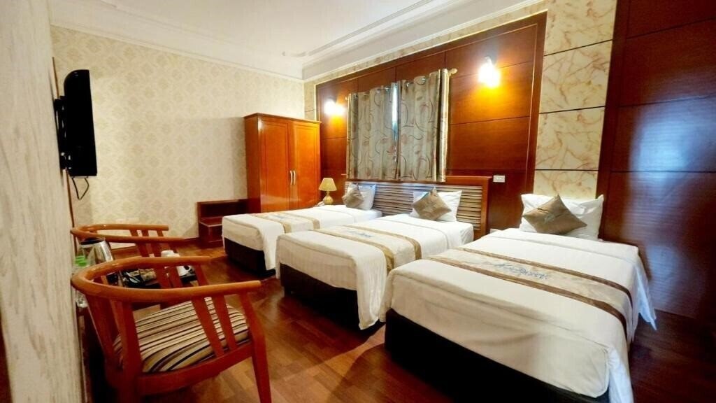 Территория Khach San Moon View (ex. Moon View 1, MoonView Hotel HN by Bay Luxury) 3*