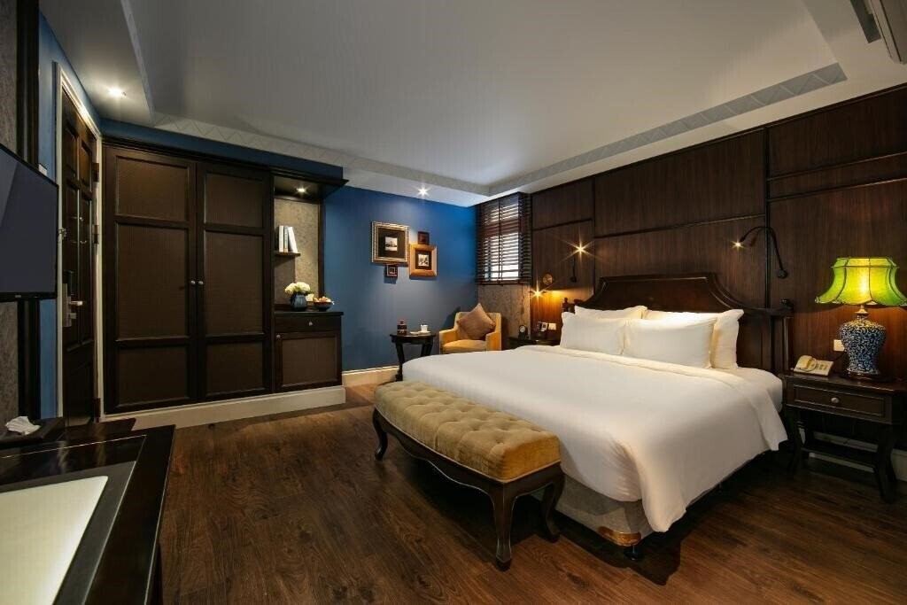 Панорама O'Gallery Premier Hotel & Spa 4*