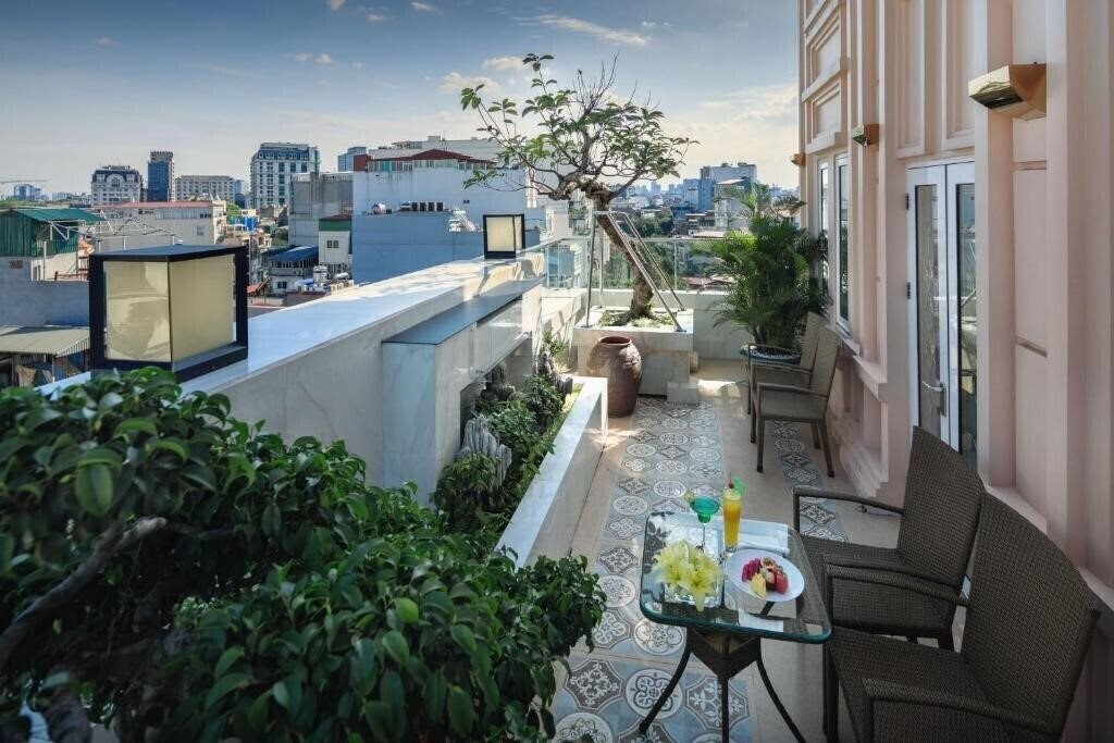 Вид Champton Hanoi Hotel (ex. The Light Hotel Hanoi) 4*