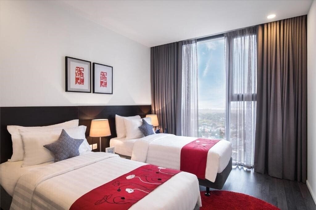 Фото Somerset West Point Hanoi 5*