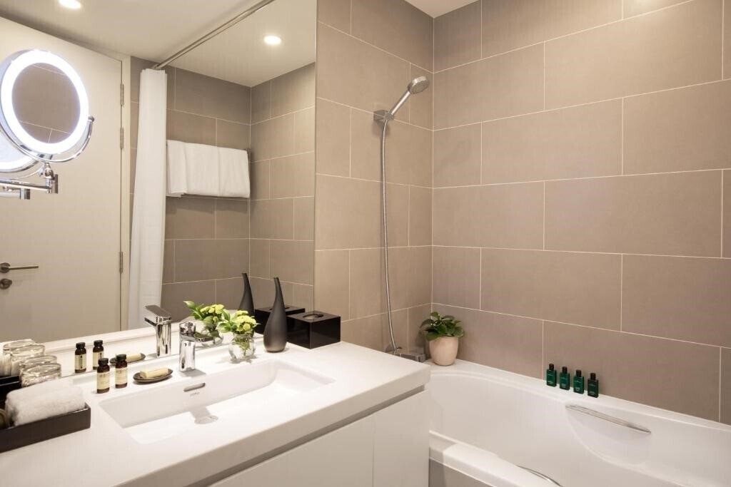 Апартаменты Somerset West Point Hanoi 5*