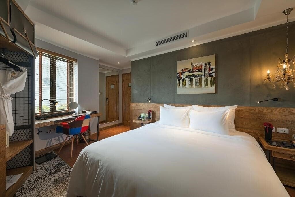 Вид Bespoke Trendy Hotel Hanoi (ex. Hanoi La Siesta Trendy) 4*
