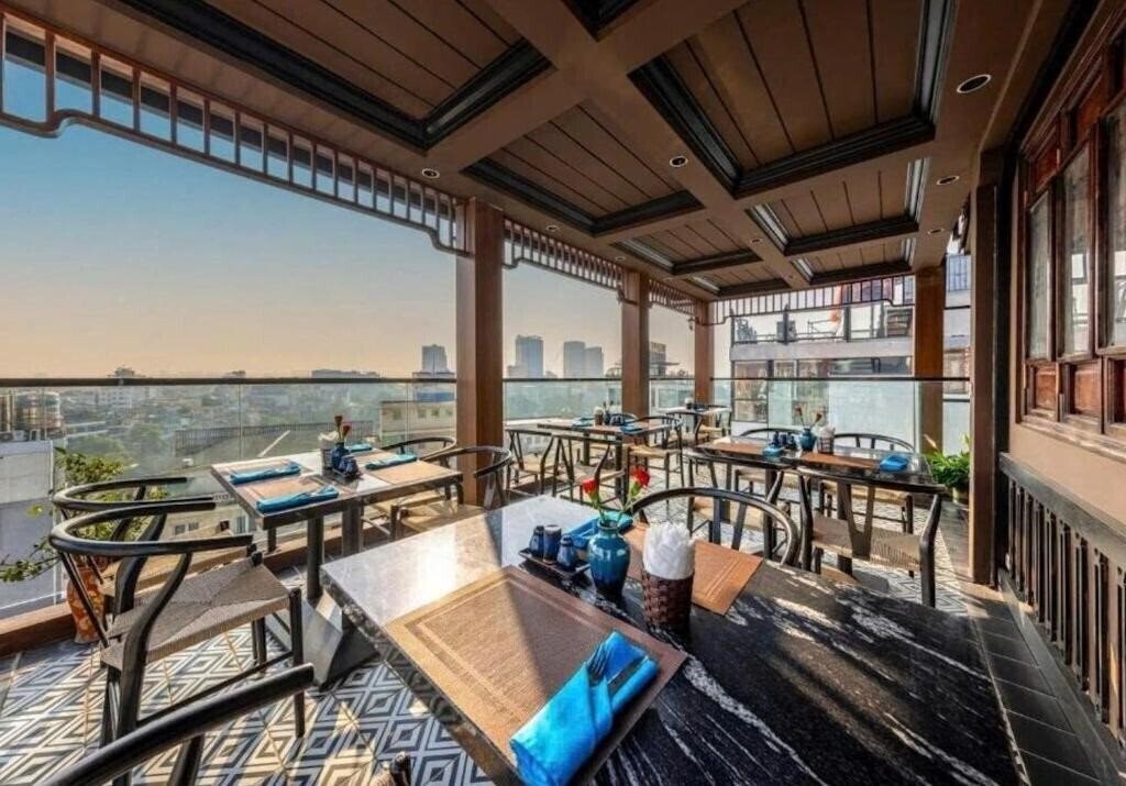 Вид Hanoi Dalvostro Valentino Hotel & SPA (ex. Dal Vostro Hotel & SPA, Dalvostro Valentino Hotel & SPA) 4*