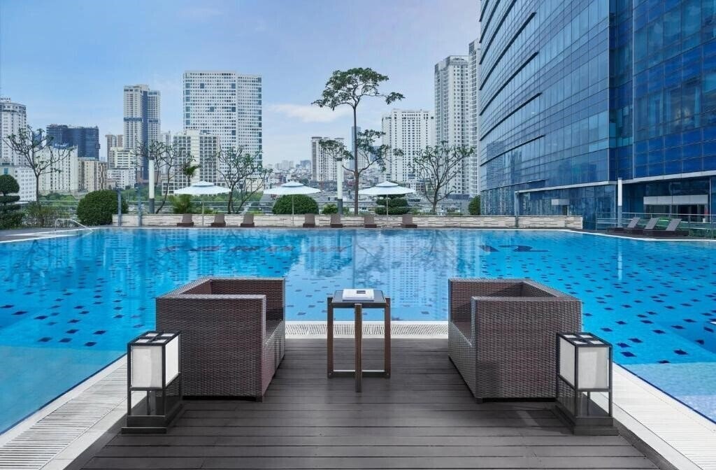 Территория InterContinental Hanoi Landmark72 by IHG (ex. Intercontinental Hanoi Landmark 72) 5*