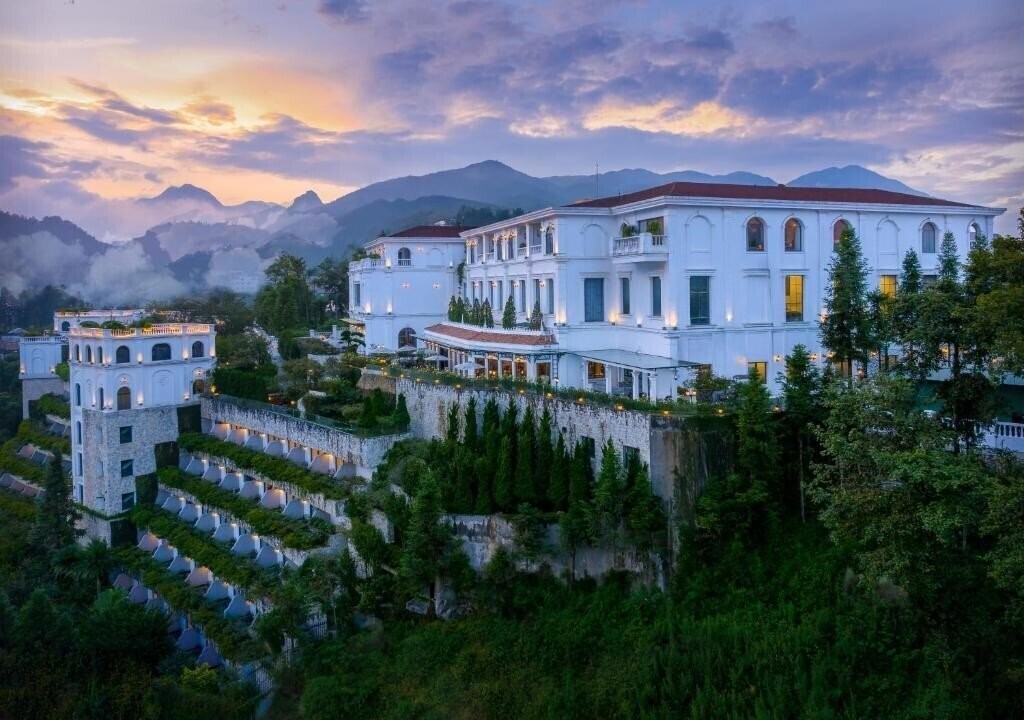 Вид Silk Path Grand Resort & SPA Sapa 5*