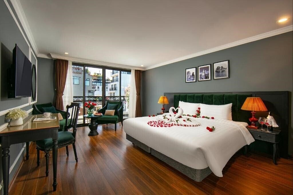 Панорама La Selva Premium Hotel (ex. Hanoi A1 Hotel) 3*