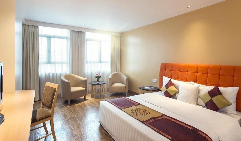 Территория Fortuna Hotel Hanoi 4*