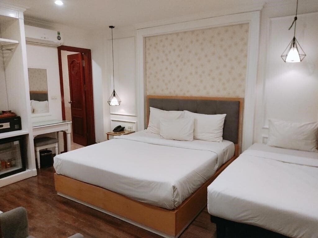 Апартаменти Khach San A83 Xa Dan (ex. Hanoi A83 Hotel ) 3*